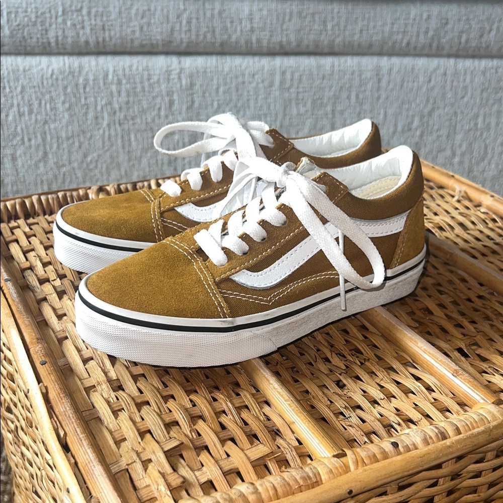 Vans Kids Sneakers in Mustard and White